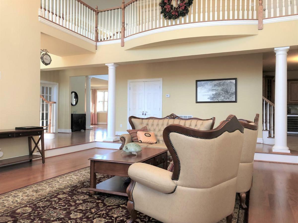 Woodbury House Apartment Монро Екстериор снимка